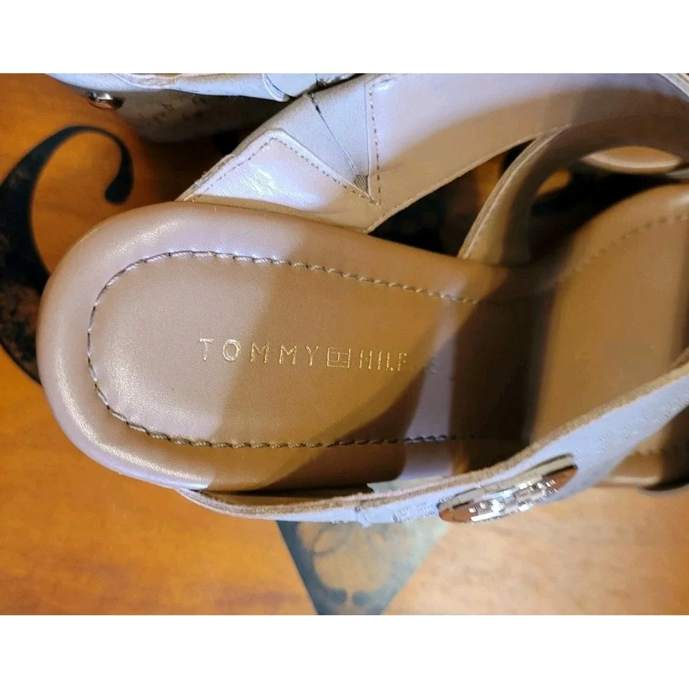 Tommy Hilfiger Sandals Womens 10 M Myha Strappy Brown Faux Leather Wedge Cork